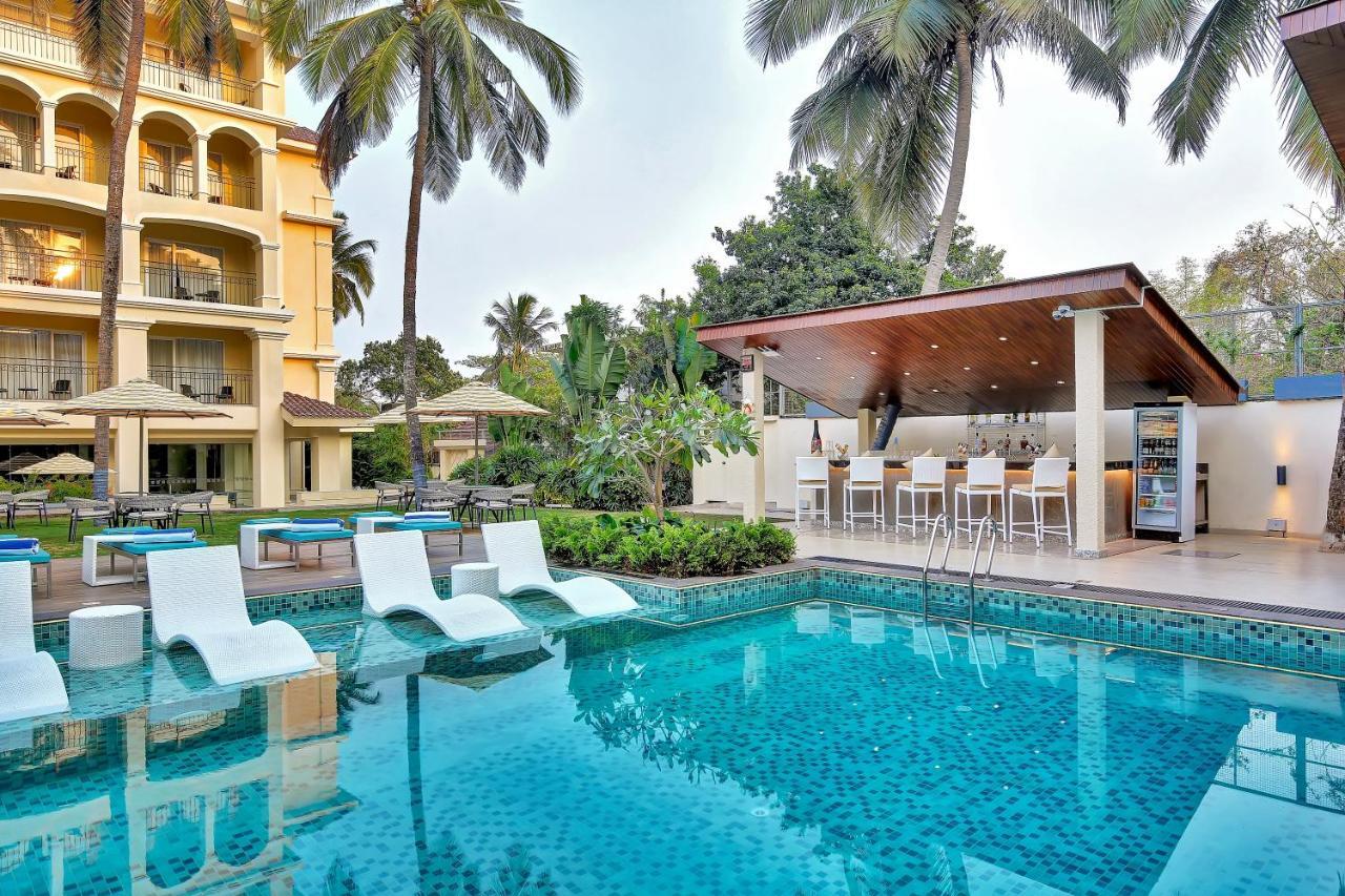 Holiday Inn Goa Кандолим Экстерьер фото